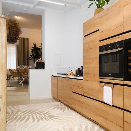 Park Avenue Apartments - Dom Mit Stil - Kueche - Parkplatz - Wlan - 65 Zoll Tv - Netflix Köln Kültér fotó