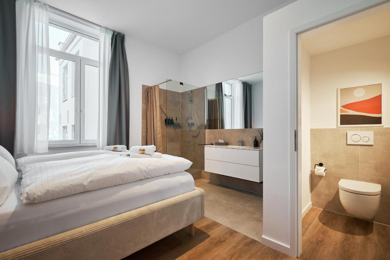 Park Avenue Apartments - Dom Mit Stil - Kueche - Parkplatz - Wlan - 65 Zoll Tv - Netflix Köln Kültér fotó