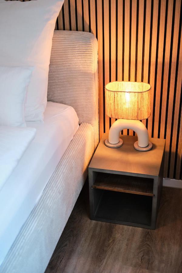 Park Avenue Apartments - Dom Mit Stil - Kueche - Parkplatz - Wlan - 65 Zoll Tv - Netflix Köln Kültér fotó