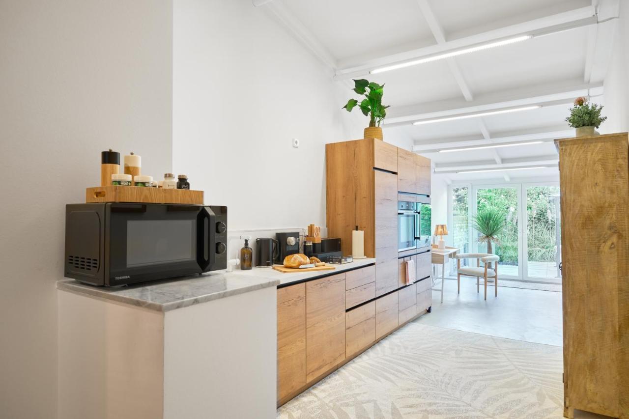 Park Avenue Apartments - Dom Mit Stil - Kueche - Parkplatz - Wlan - 65 Zoll Tv - Netflix Köln Kültér fotó